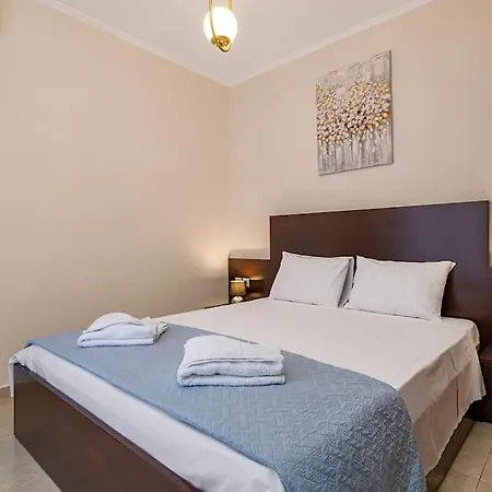 Apartman Lia With Private Eco Pool - Amazing View Hriszí Aktí Haniá